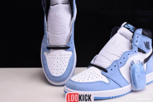 HIGH JORDAN BLACK WHITE 1 UNIVERSITY RETRO AIR 555088-134 BLUE 0715